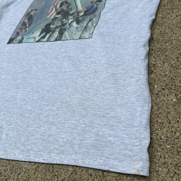 Y2K 9/11 🗽Memorial Tee - Picture 4 of 4